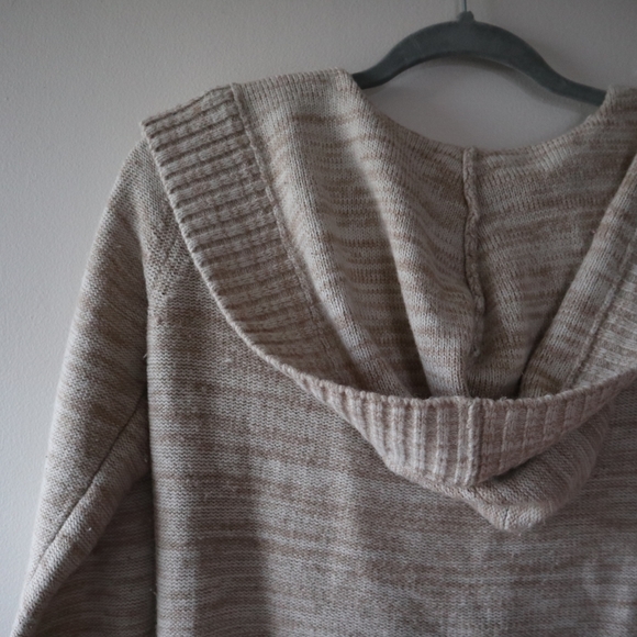 Ripcurl Hooded Sweater Knit Top - Picture 4 of 6